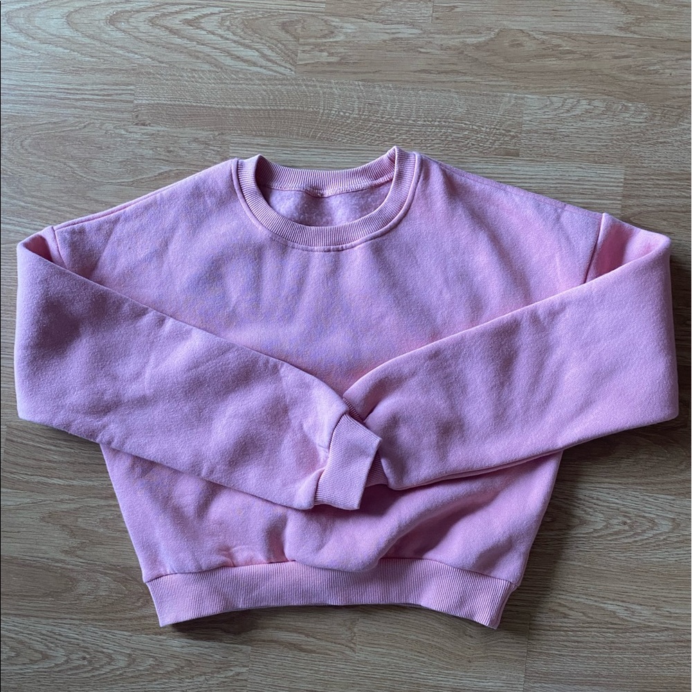 Cropped Pink Sweatshirt